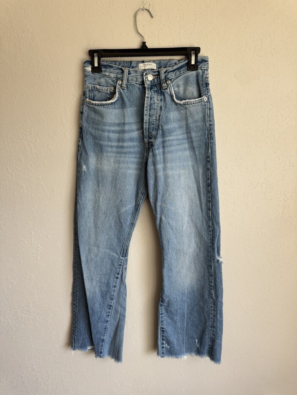 Zara Light Wash Blue Denim Distressed Flare Leg Jeans Women’s 2 Casual